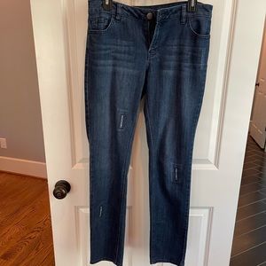 EUC size 8 Daisy Fuentes skinny jeans